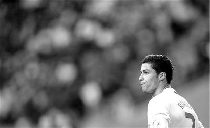 萨巴莱塔：西班牙人在世青赛后曾想签下梅西，但巴萨断然拒绝（萨巴莱塔：世青赛后西班牙欲引进梅西，巴萨坚决拒绝）