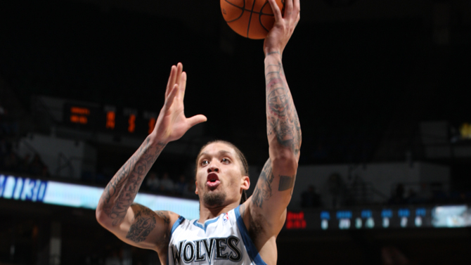 赛后情书：巴萨防守千疮百孔能否防住中超？曼城哈登大胜多特（赛后复盘：巴萨后防千疮百孔，能挡住中超冲击吗？曼城哈登横扫多特）