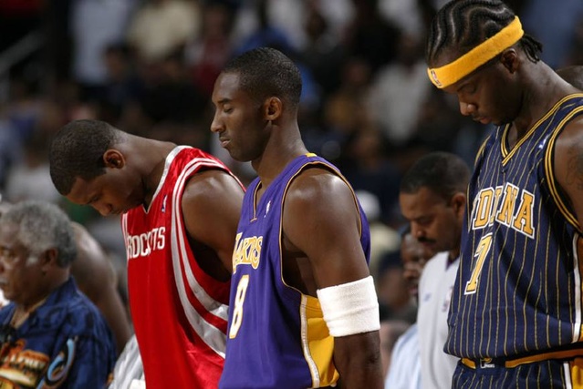 邮报整理C罗豪车收藏：有多辆布加迪，最贵的车价值850万英镑（邮报盘点C罗豪车收藏：多台布加迪在列，最贵座驾高达850万英镑）