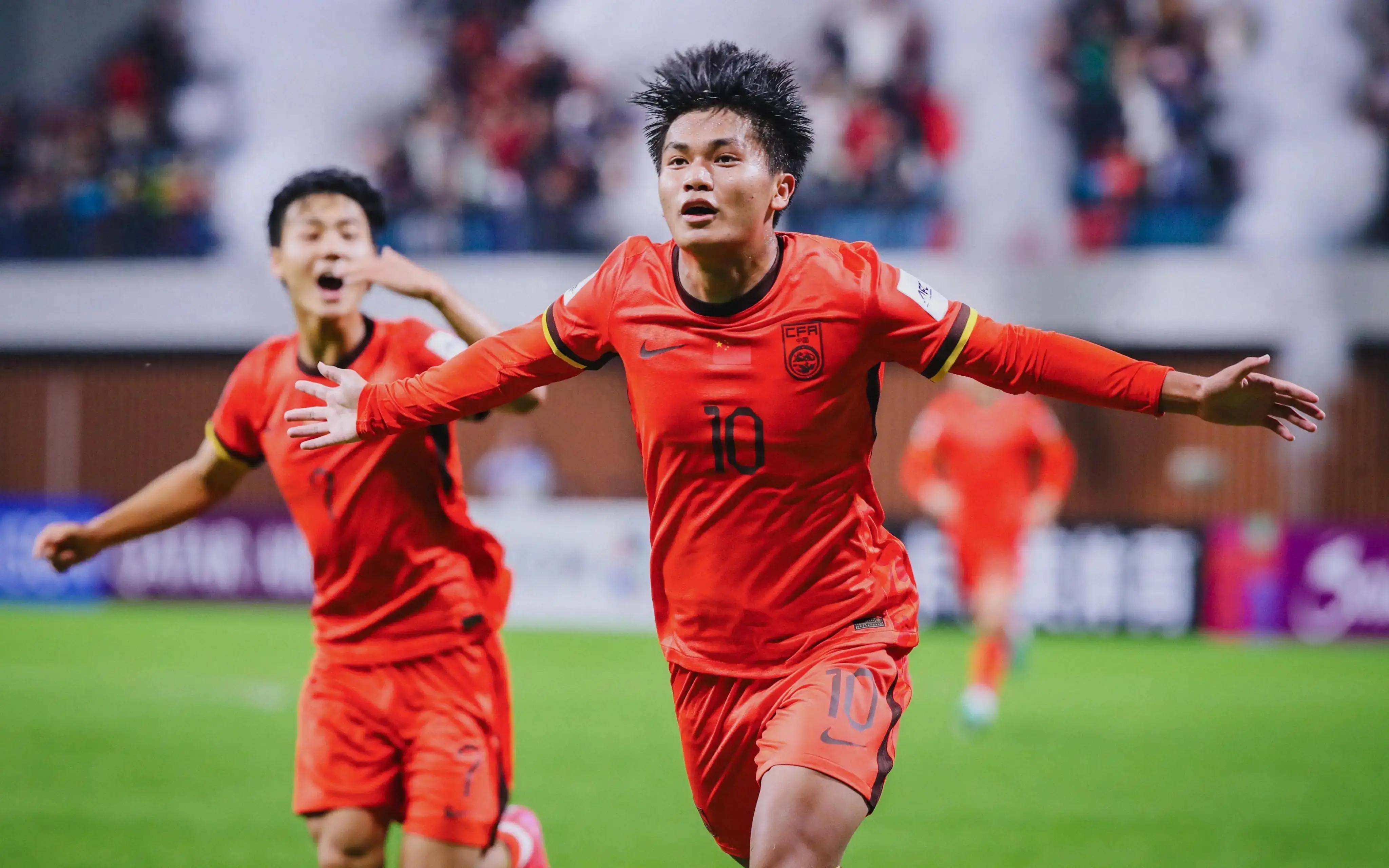 独行侠麻烦大了！巴克利狠批：浓眉永远无法保持健康（独行侠形势堪忧！巴克利直言：浓眉难以长期保持健康）