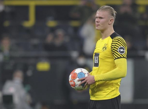 青训小将首秀即破门（青训新星处子战破门）