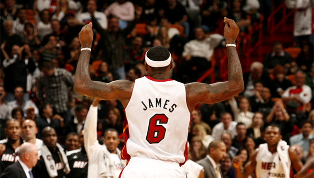 新民声援穆斯卡特：因几句赛后怨言就被全盘否定，这合理吗？（因几句赛后抱怨就否定穆斯卡特，公平吗？）