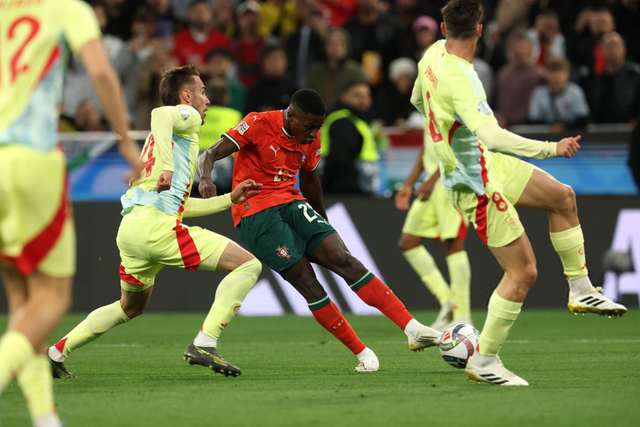 阿诺德社媒：伤病让我心碎，我会努力训练以更好的状态归来（阿诺德发文：伤病令我心碎，我将刻苦训练，强势回归）