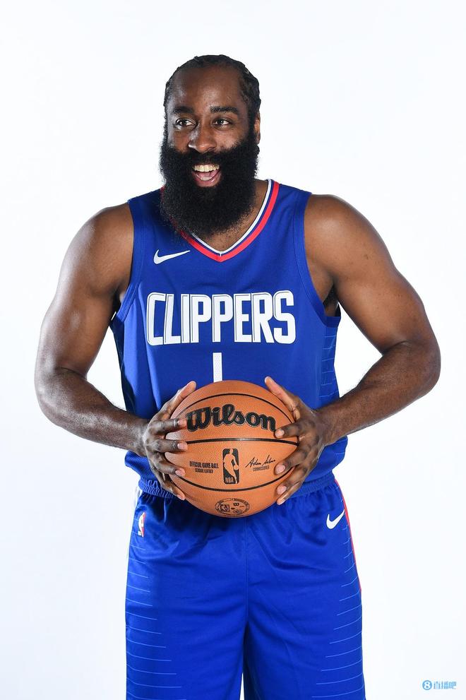 记者：有中超球队欠薪严重，或无法获得准入，梅州客家将成大赢家（记者称多支中超球队欠薪严重恐无缘准入，梅州客家或成最大受益者）