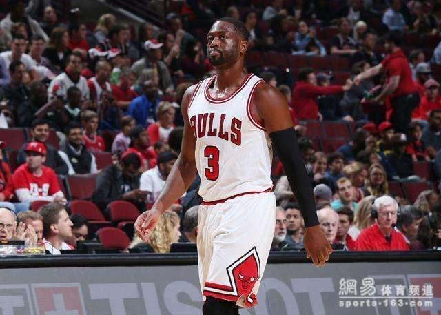 拒绝续约！武汉三镇顶薪留不住前恒大国脚，北京国安有望成新下家（前恒大国脚拒续约武汉三镇，顶薪难挽留，北京国安或成新东家）