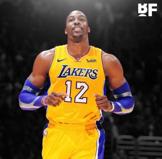 雄鹿队记：字母哥没有参加今天的训练，AJ·格林有望复出（雄鹿记者：字母哥缺席今日训练 AJ·格林有望复出）