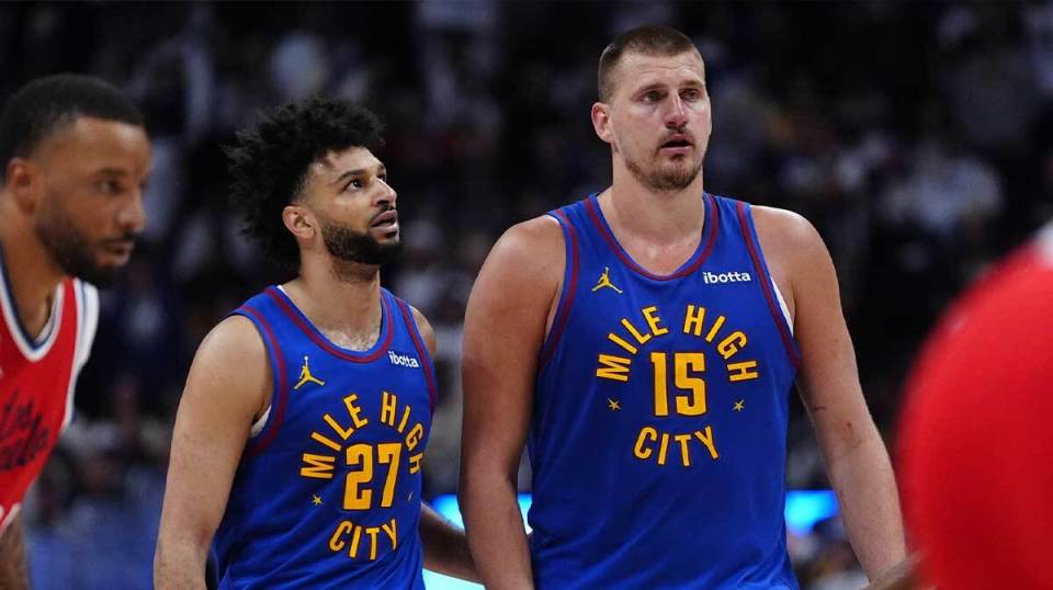 篮球勇士队内三分比赛，球星夺冠（勇士队内三分大赛，明星球员加冕冠军）