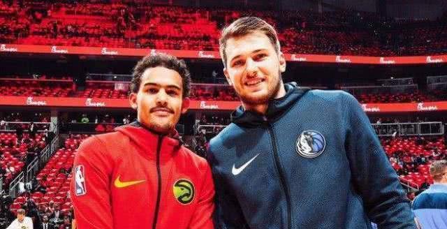 起伏太大！凤凰首节36分&第二节仅得12分，半场落后4分（状态过山车！凤凰首节轰36分次节仅12分，半场落后4分）