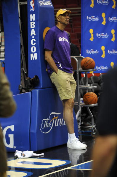 3-2逆转阴影！巴西抽中下下签，世界杯16强恐遇苦主日本（逆转3-2余波未散：巴西签运不佳，世界杯16强或再遇克星日本）