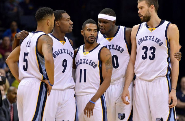 尤尔曼德：埃切韦里冬窗将回曼城，他潜力巨大没制造任何问题（尤尔曼德：埃切韦里将于冬窗回归曼城，天赋出众且未惹麻烦）